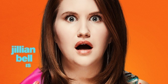 Jillian Bell ako Alice